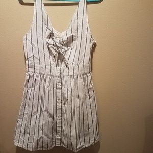 Abercrombie & Fitch button up dress with cute tie
